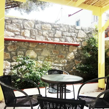 Zea Waves Apartments Kastri  Exterior photo