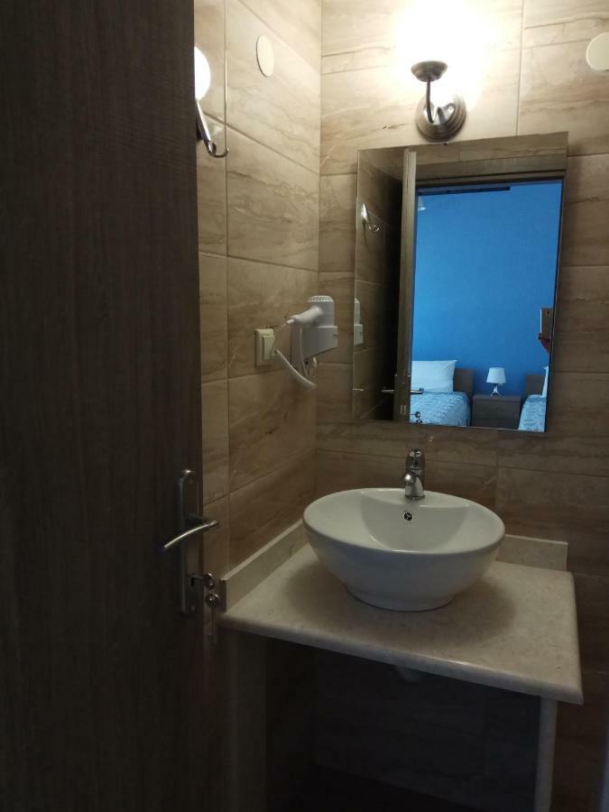 Zea Waves Apartment Kastri (Crete)